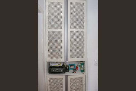 Apartamento à venda com 80m², 2 quartos e sem vagaCorredor