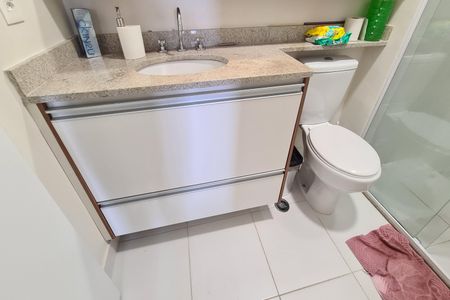 Apartamento à venda com 78m², 3 quartos e 1 vagaBanheiro da Suíte