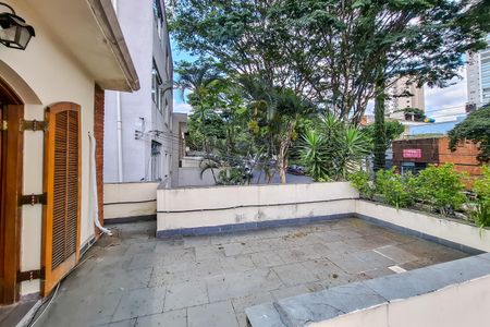 Casa à venda com 220m², 4 quartos e 2 vagasquarto suite 1 varanda