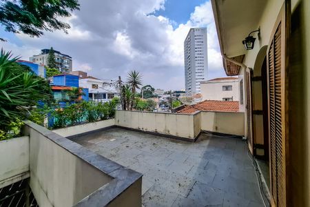 Casa à venda com 220m², 4 quartos e 2 vagasquarto suite 1 varanda