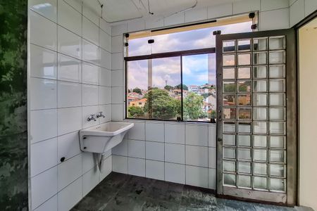 Casa à venda com 220m², 4 quartos e 2 vagasÁrea de Serviço