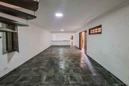 Casa à venda com 220m², 4 quartos e 2 vagasÁrea comum