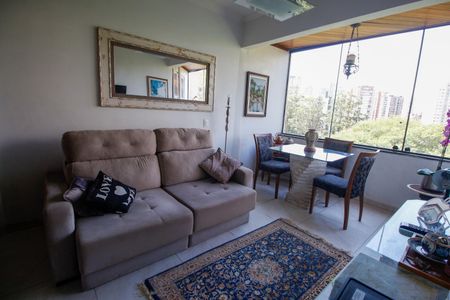 Apartamento para alugar com 38m², 1 quarto e 1 vagaSala / Cozinha