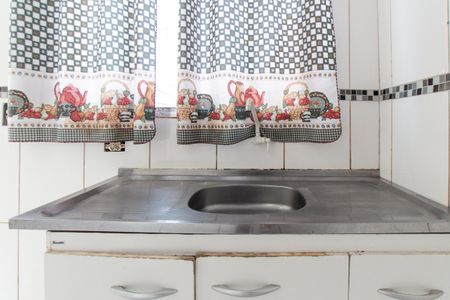 Casa para alugar com 60m², 2 quartos e sem vaga Casa para alugar com 60m², 2 quartos e sem vagaCozinha