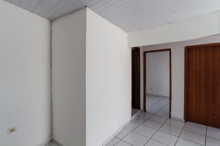Casa para alugar com 60m², 2 quartos e sem vaga Casa para alugar com 60m², 2 quartos e sem vagaSala