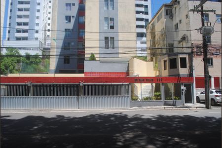 Apartamento para alugar com 120m², 3 quartos e 1 vagaFachada