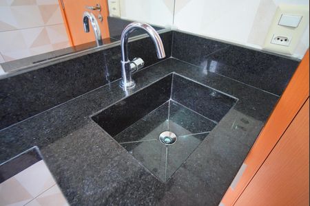 Apartamento à venda com 44m², 2 quartos e 1 vagaBanheiro Corredor