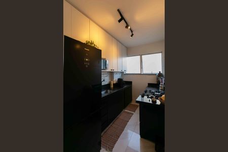 Apartamento à venda com 50m², 2 quartos e 1 vaga Apartamento à venda com 50m², 2 quartos e 1 vagaCozinha e Área de Serviço