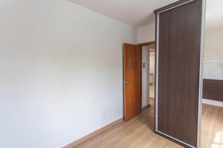 Apartamento para alugar com 55m², 2 quartos e 1 vagaQuarto 2