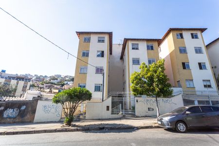 Apartamento para alugar com 55m², 2 quartos e 1 vagaFachada