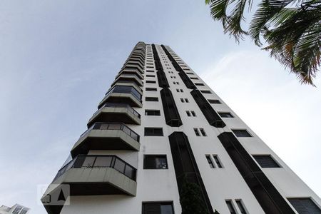 Apartamento à venda com 145m², 3 quartos e 2 vagasFachada