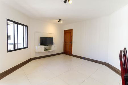 Apartamento à venda com 145m², 3 quartos e 2 vagasSala