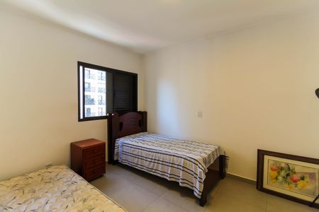 Apartamento à venda com 145m², 3 quartos e 2 vagasSuíte 2