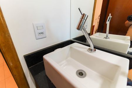 Apartamento à venda com 145m², 3 quartos e 2 vagasBanheiro Da Suíte 2