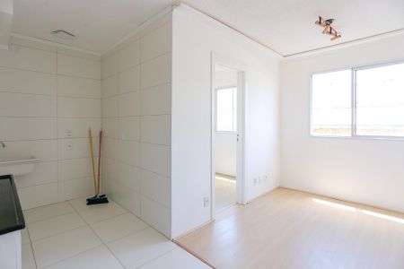 Apartamento para alugar com 35m², 2 quartos e sem vaga Apartamento para alugar com 35m², 2 quartos e sem vagaSala/Cozinha/Área de Serviço
