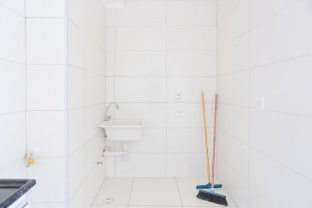 Apartamento para alugar com 35m², 2 quartos e sem vaga Apartamento para alugar com 35m², 2 quartos e sem vagaSala/Cozinha/Área de Serviço