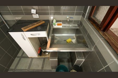 Casa à venda com 181m², 3 quartos e 2 vagas Casa à venda com 181m², 3 quartos e 2 vagasÁrea de Serviço