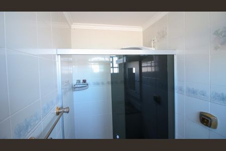 Casa à venda com 181m², 3 quartos e 2 vagas Casa à venda com 181m², 3 quartos e 2 vagasBanheiro da Suíte 1