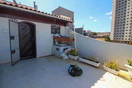 Casa à venda com 181m², 3 quartos e 2 vagas Casa à venda com 181m², 3 quartos e 2 vagasCobertura