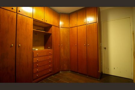 Casa à venda com 181m², 3 quartos e 2 vagas Casa à venda com 181m², 3 quartos e 2 vagasSuíte 2