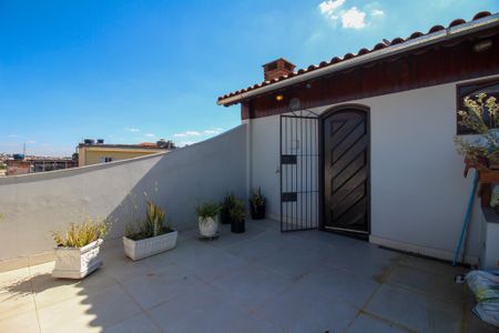 Casa à venda com 181m², 3 quartos e 2 vagas Casa à venda com 181m², 3 quartos e 2 vagasCobertura