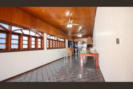 Casa à venda com 181m², 3 quartos e 2 vagas Casa à venda com 181m², 3 quartos e 2 vagasÁrea comum