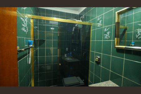 Casa à venda com 181m², 3 quartos e 2 vagas Casa à venda com 181m², 3 quartos e 2 vagasBanheiro da Suíte 2