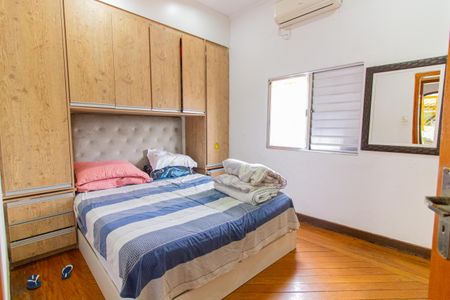 Casa à venda com 125m², 4 quartos e 1 vagaQuarto