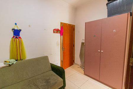 Casa à venda com 125m², 4 quartos e 1 vagaSuíte