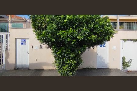 Casa para alugar com 80m², 1 quarto e sem vaga Casa para alugar com 80m², 1 quarto e sem vagaFachada + Placa