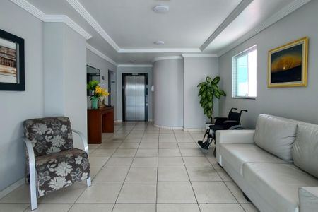 Apartamento para alugar com 70m², 2 quartos e 1 vagaHall de entrada