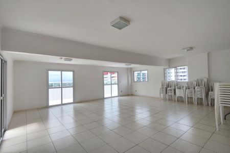 Apartamento para alugar com 70m², 2 quartos e 1 vagaÁrea comum - Salão de festas