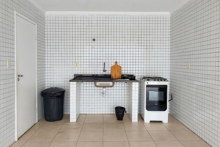 Apartamento para alugar com 70m², 2 quartos e 1 vagaÁrea comum - Salão de festas