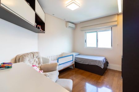 Apartamento para alugar com 350m², 4 quartos e 5 vagasSuíte 2