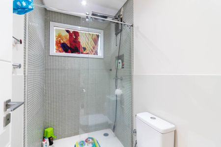 Apartamento para alugar com 350m², 4 quartos e 5 vagasBanheiro Americano das Suítes 2 e 3