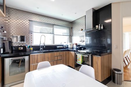 Apartamento para alugar com 350m², 4 quartos e 5 vagasCozinha