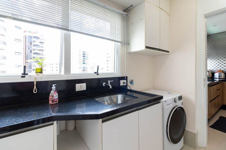 Apartamento para alugar com 350m², 4 quartos e 5 vagasÁrea de Serviço