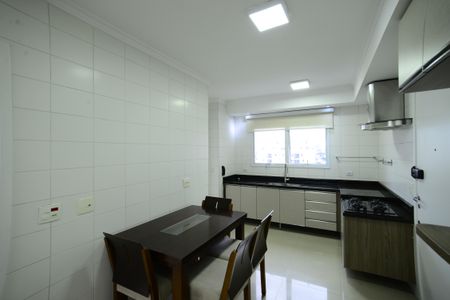 Apartamento à venda com 191m², 4 quartos e 3 vagasCozinha
