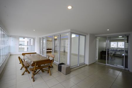 Apartamento à venda com 191m², 4 quartos e 3 vagasVaranda Gourmet