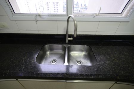 Apartamento à venda com 191m², 4 quartos e 3 vagasCozinha