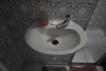 Casa à venda com 110m², 3 quartos e 2 vagasBanheiro