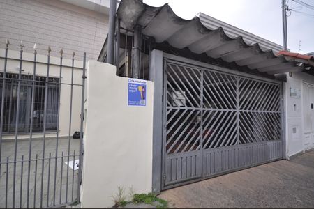 Casa à venda com 110m², 3 quartos e 2 vagasFachada