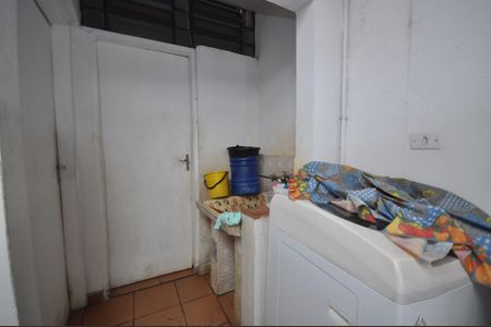 Casa à venda com 110m², 3 quartos e 2 vagasÁrea de Serviço