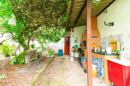 Casa à venda com 300m², 3 quartos e 1 vagaQuintal