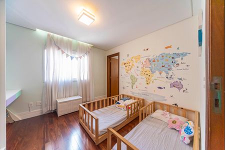 Apartamento à venda com 125m², 3 quartos e 3 vagasQuarto 3