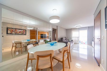 Apartamento à venda com 125m², 3 quartos e 3 vagasSala