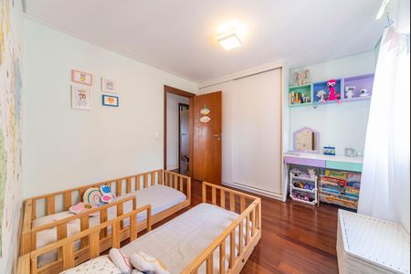 Apartamento à venda com 125m², 3 quartos e 3 vagasQuarto 3