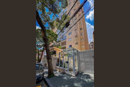 Apartamento à venda com 125m², 3 quartos e 3 vagasFachada e Placa