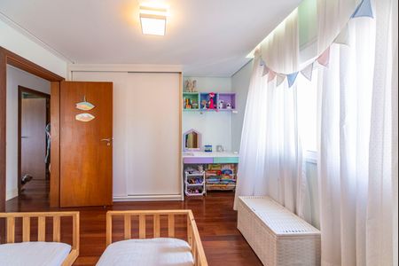 Apartamento à venda com 125m², 3 quartos e 3 vagasQuarto 3