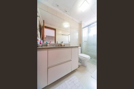 Apartamento à venda com 125m², 3 quartos e 3 vagasBanheiro do Quarto 1